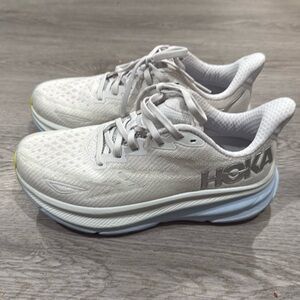 Hoka shoes
